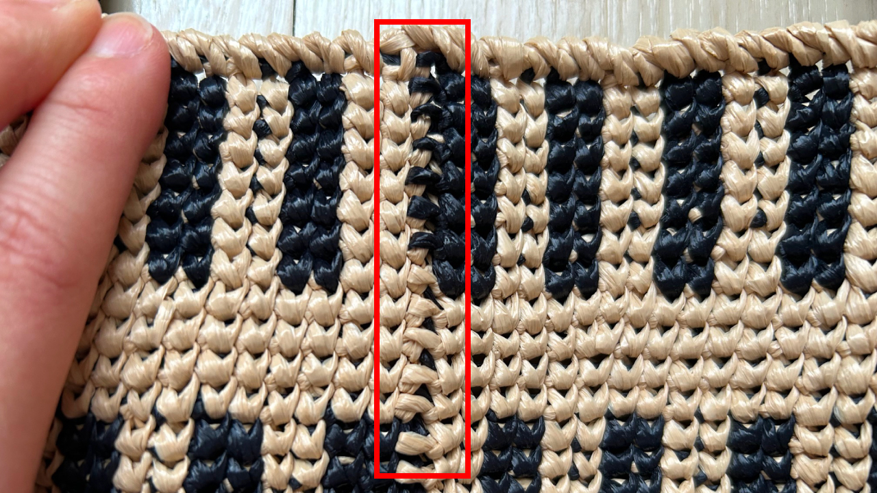 【動画有】細編みで筒状に編むとできる段の切り替えの筋が目立たない方法 Popknitter 